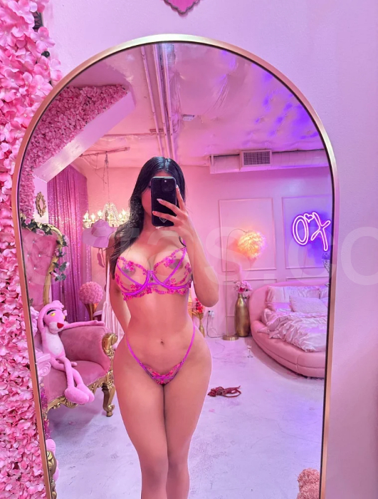 Brittany escort photos – Denver