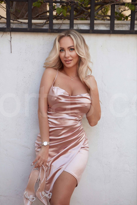 Penélope escort photos – Manhattan, New York City