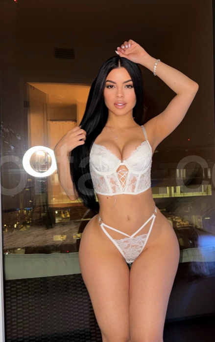Amelie escort photos – Beverly Hills, Los Angeles